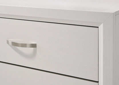 Akerson - Queen 5 Piece Bedroom Set - White