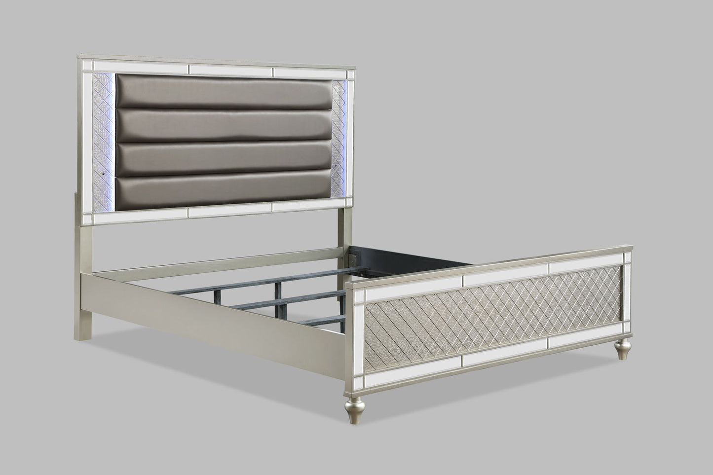 Cristian - Queen Upholstered Bed - Champagne