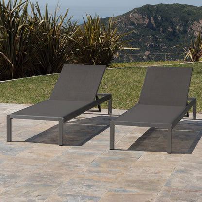 Outdoor Patio Chaise Lounge With 5 Reclining Positions