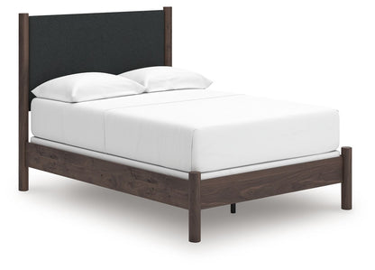 Pamytta - Upholstered Panel Bed