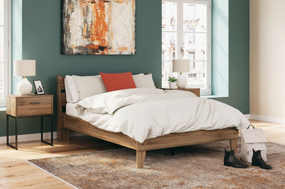 Deanlow - Platform Panel Bed