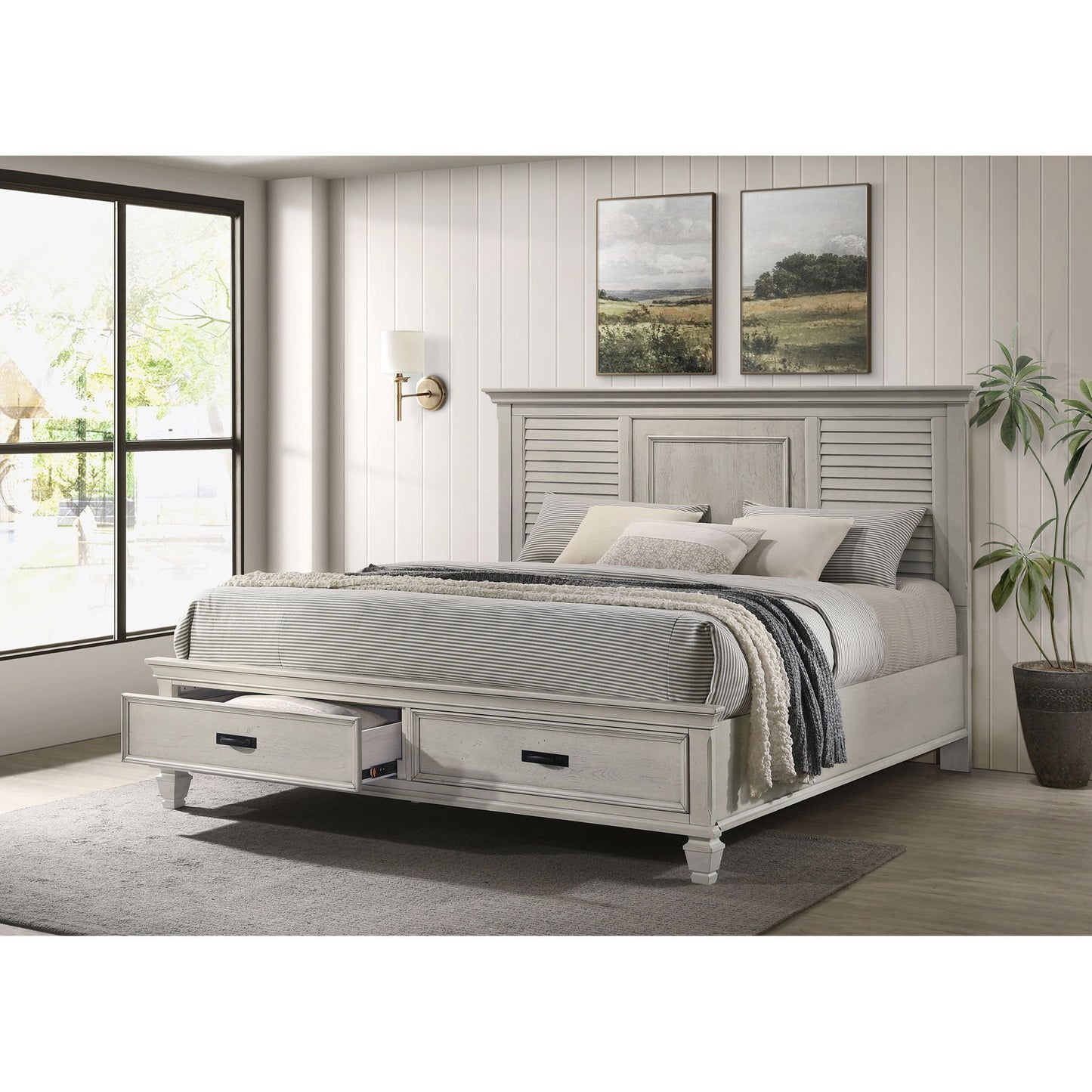 Capistrano - Eastern King Bed With 2 Drawers - White