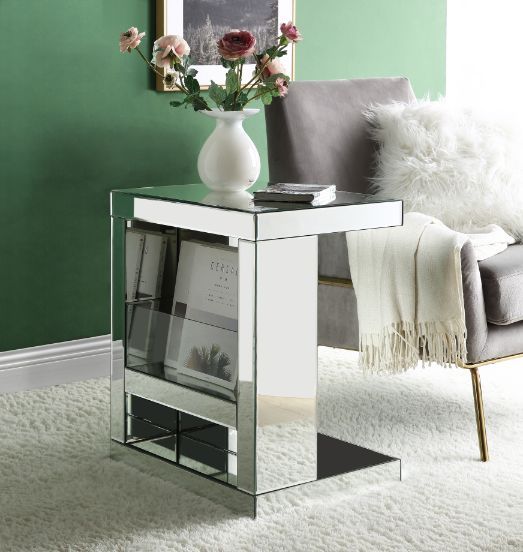 Dominic - 24" Accent Table - Mirrored