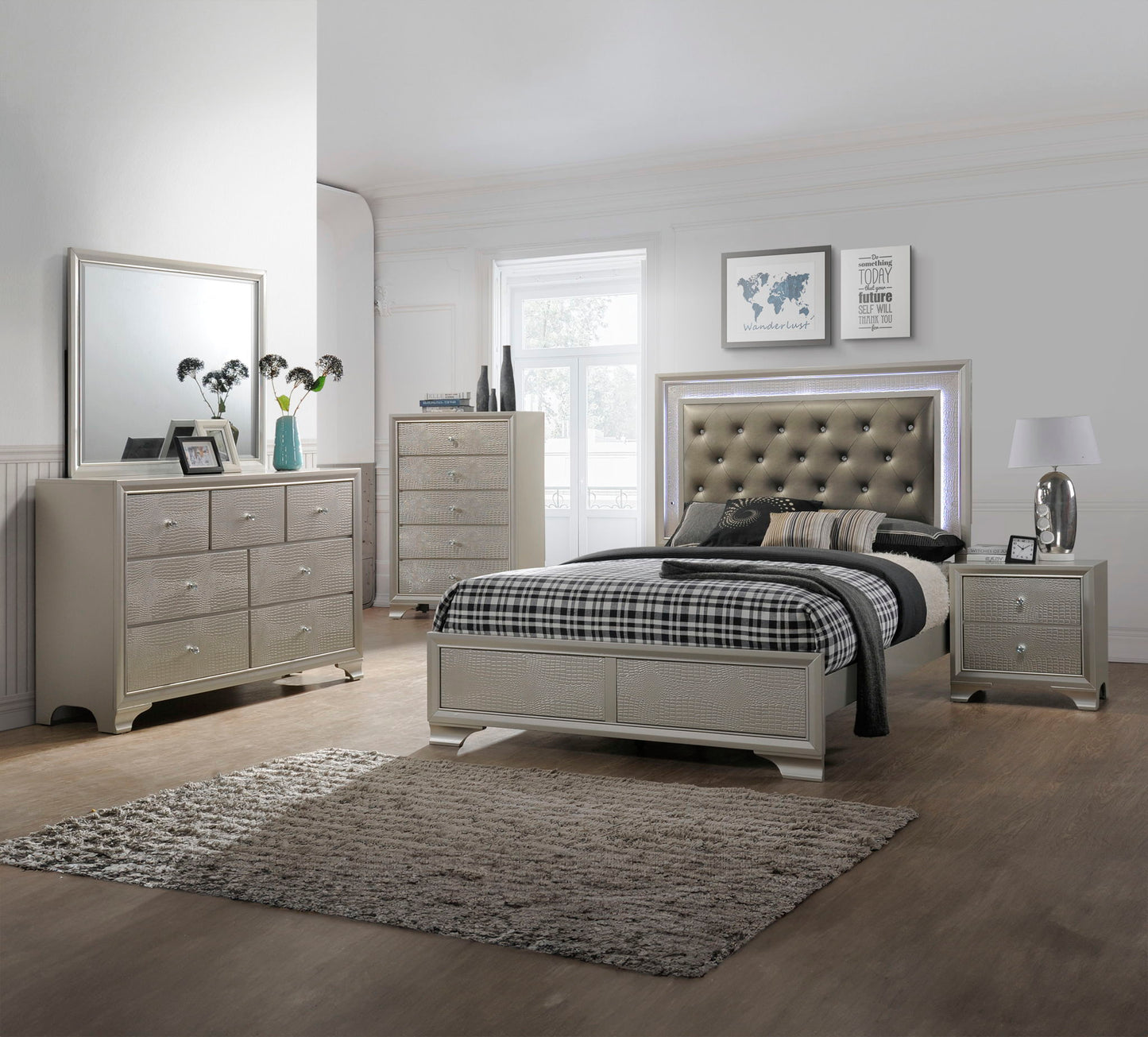 Lyssa - Queen 5 Piece Bedroom Set - Champagne