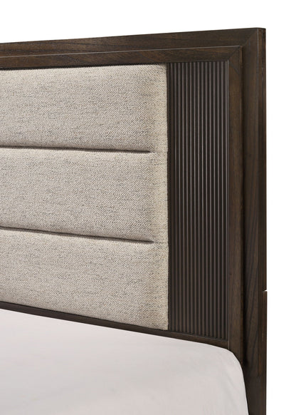 Carlton - King Bed - Brown