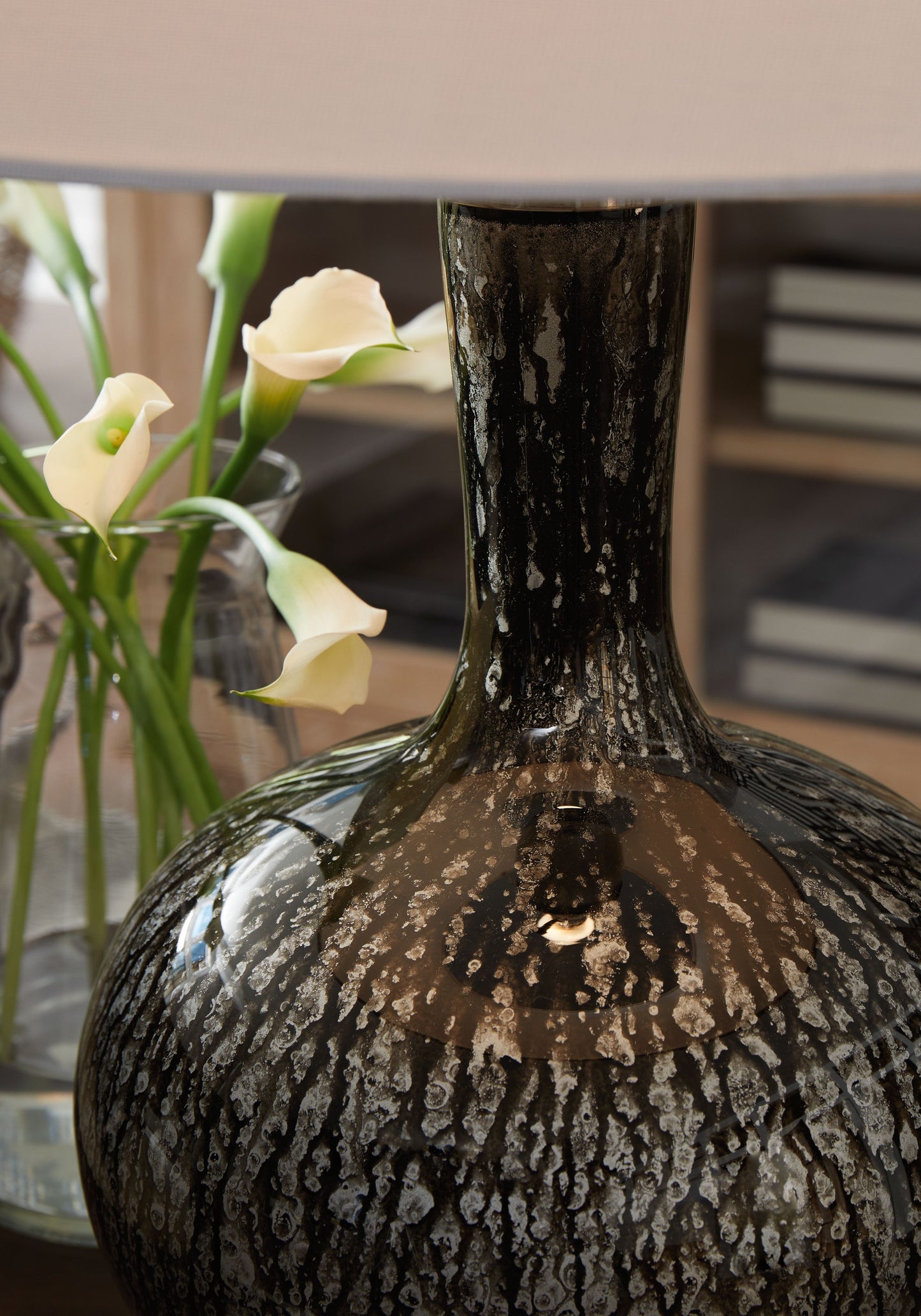 Tenslow - Glass Table Lamp - Antique Black