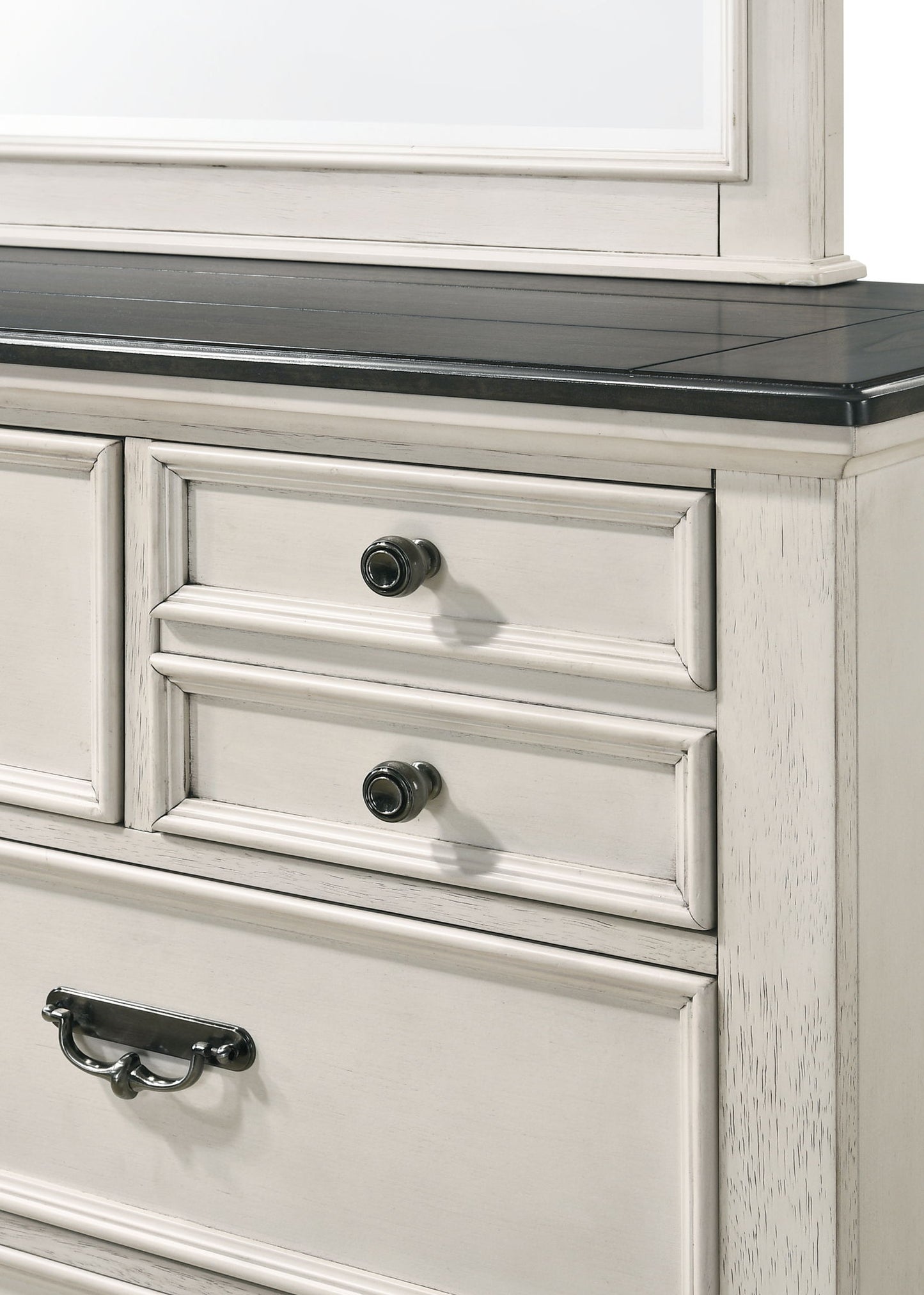 Sawyer - Queen 5 Piece Bedroom Set - Antique White